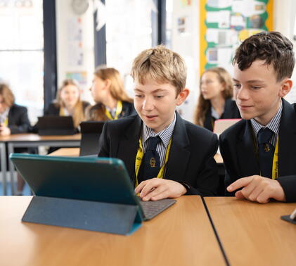 Students at Sidcot School working together