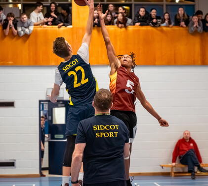 basketball at sidcot school in action