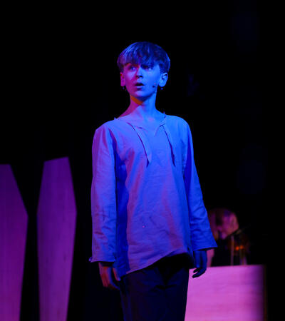 Oliver on stage