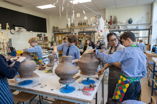 Sidcot Art Class in action